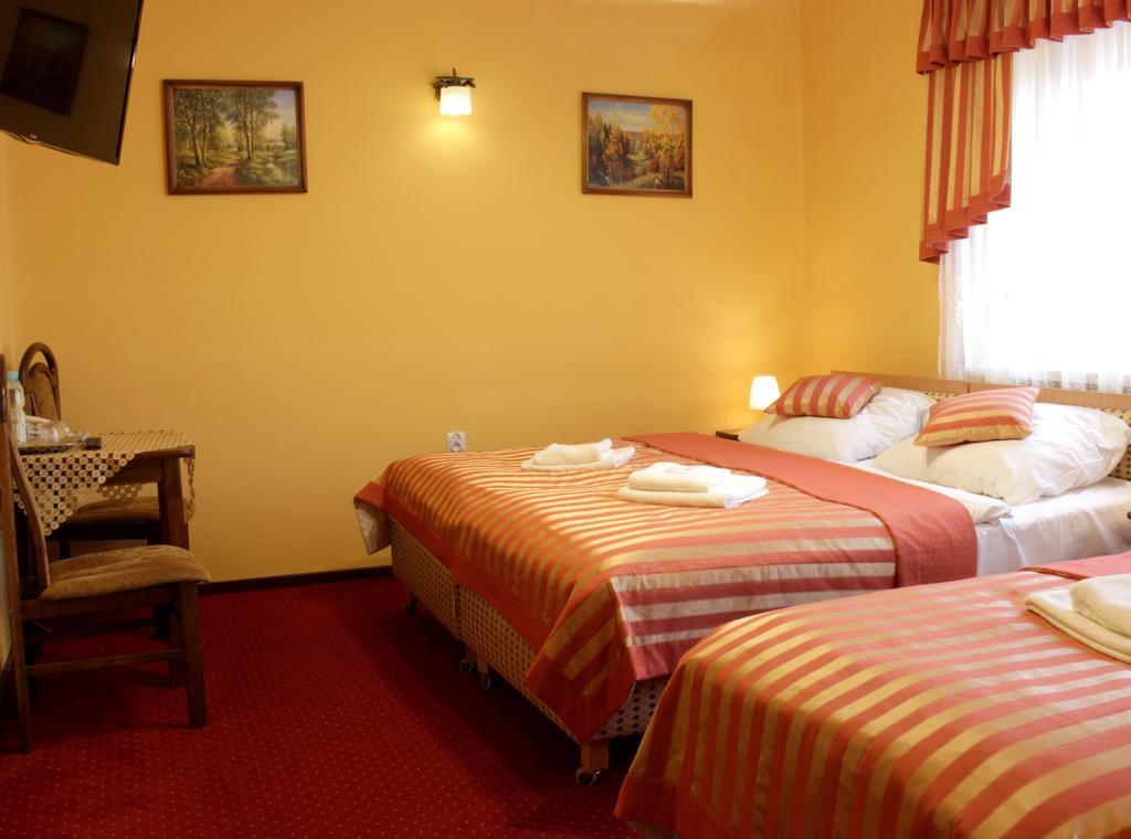 Hotel Dukat Biała Podlaska Rum bild