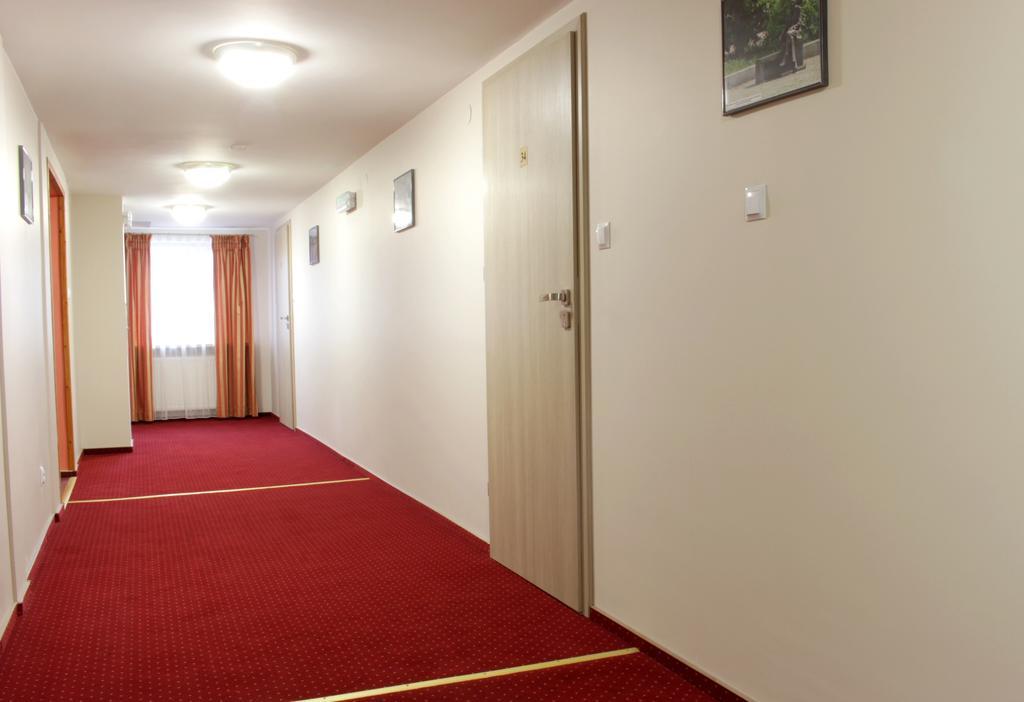 Hotel Dukat Biała Podlaska Exteriör bild