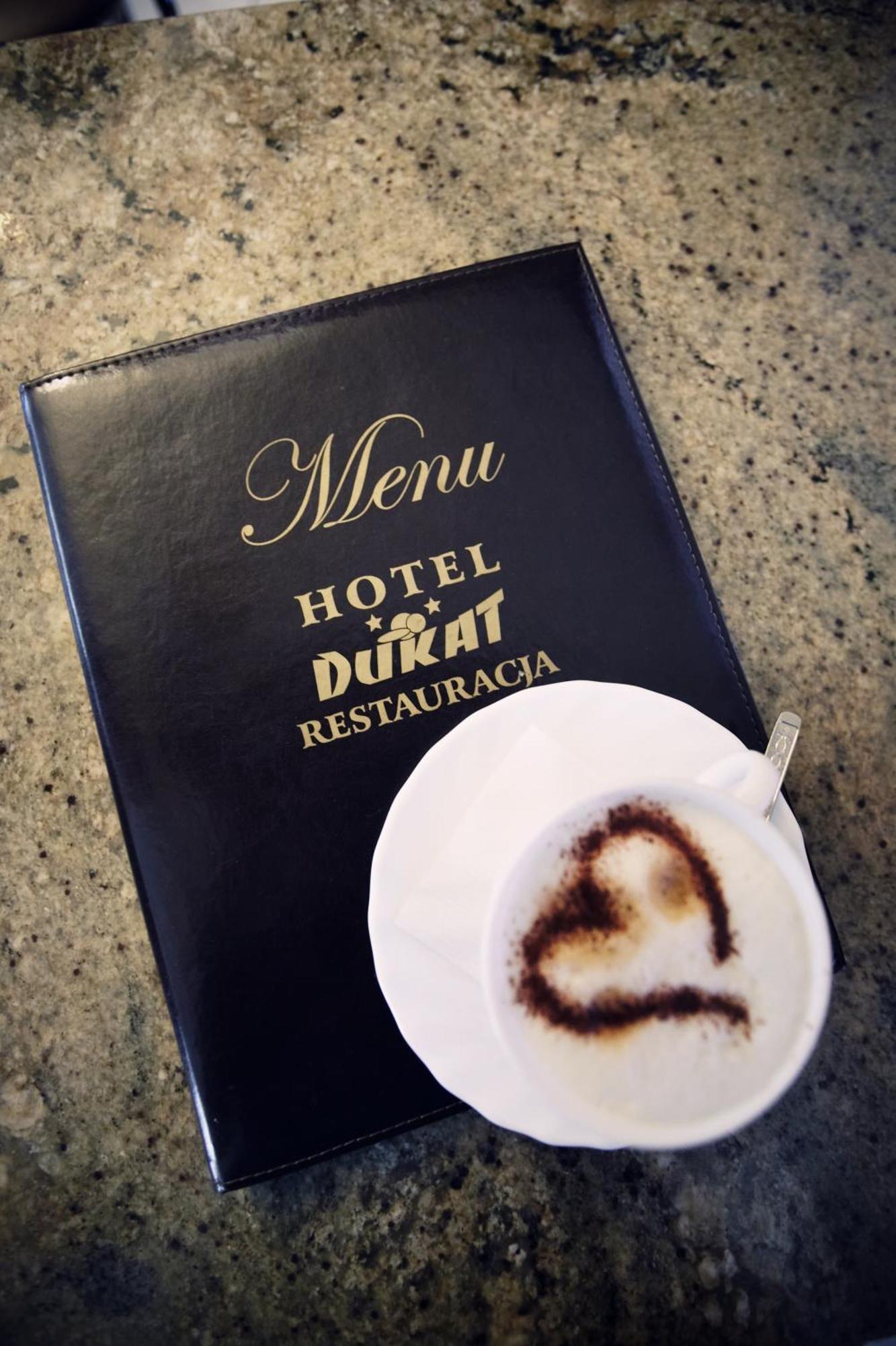 Hotel Dukat Biała Podlaska Exteriör bild