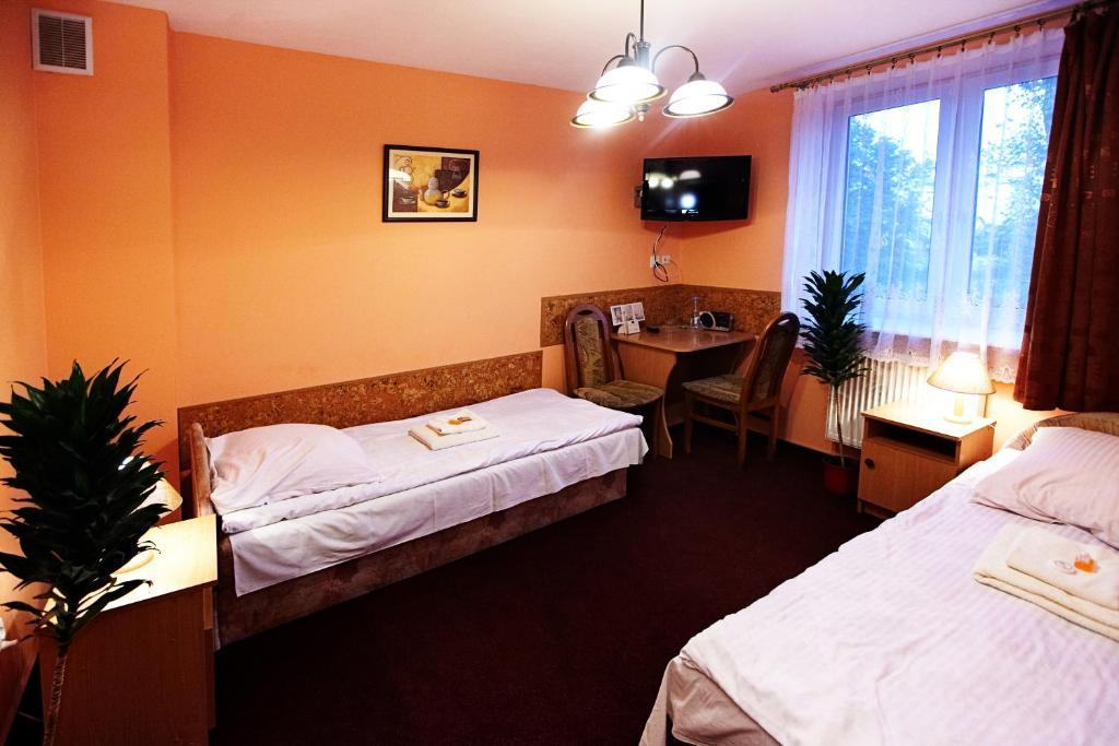 Hotel Dukat Biała Podlaska Rum bild