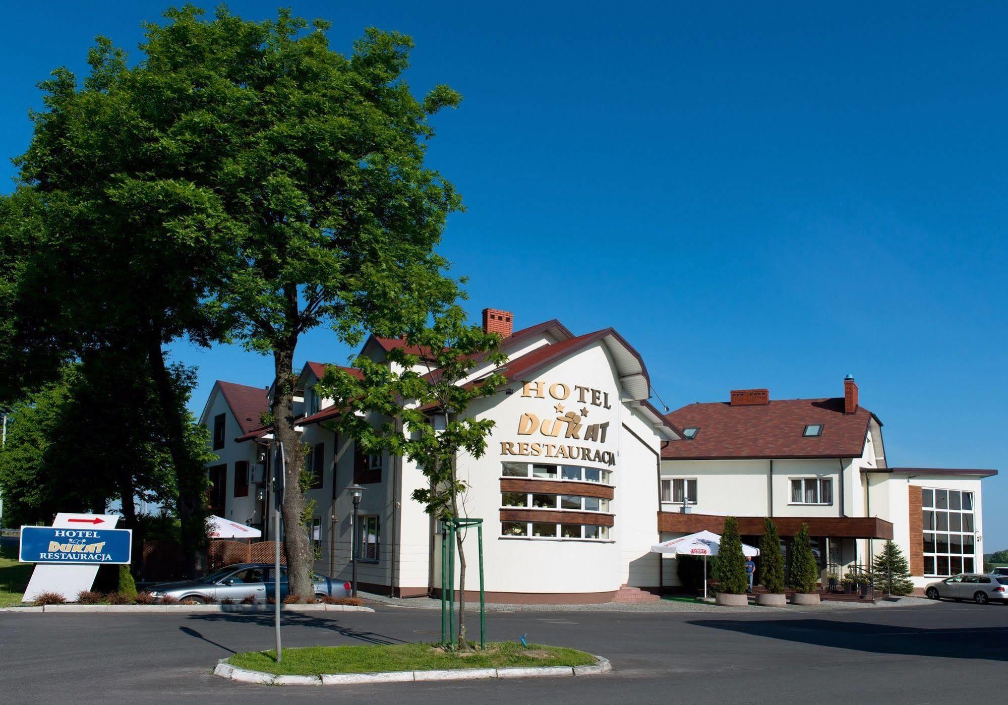 Hotel Dukat Biała Podlaska Exteriör bild